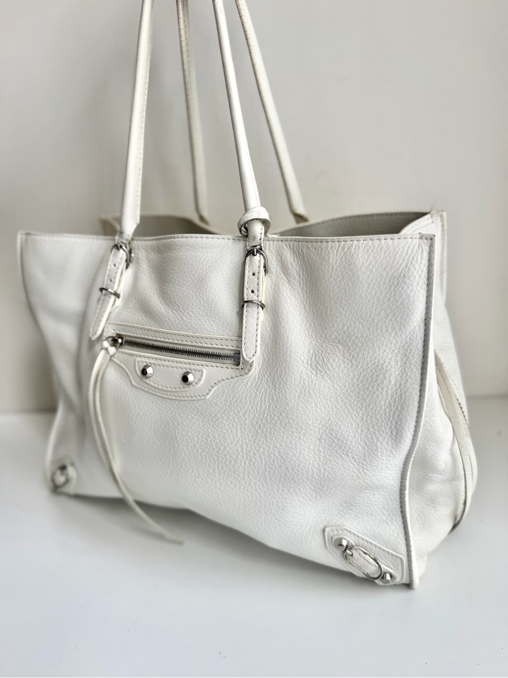 Balenciaga White Pebbled Leather Tote Bag - Picture 3 of 16